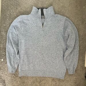 New or very lightly worn cloths